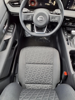 Nissan Kicks SV AWD 2026