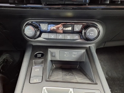 Nissan Kicks SV AWD 2026