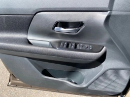 Nissan Kicks SV AWD 2026