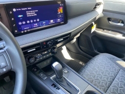 Nissan Kicks SV AWD 2026