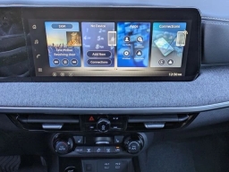 Nissan Kicks SV FWD 2026