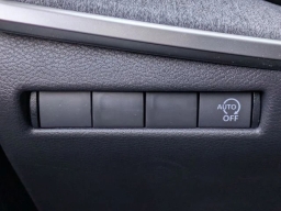 Nissan Kicks SV FWD 2026