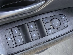 Nissan Kicks SV FWD 2026