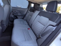 Nissan Kicks SV FWD 2026