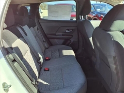 Nissan Kicks SV FWD 2026