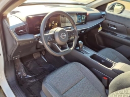 Nissan Kicks SV FWD 2026