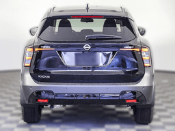 Nissan Kicks SV FWD 2026
