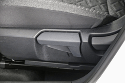 Nissan Kicks SV FWD 2026