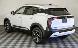 Nissan Kicks SV FWD 2026