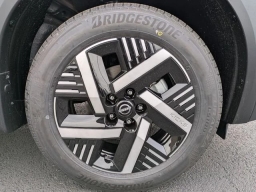 Nissan Kicks SV FWD 2026