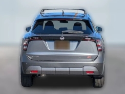 Nissan Kicks SR FWD 2026