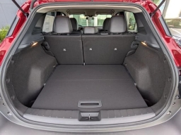 Nissan Kicks SR FWD 2026