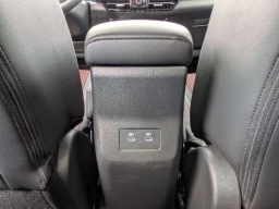 Nissan Kicks SR FWD 2026