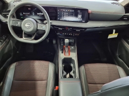 Nissan Kicks SR AWD 2026