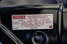 Toyota Tacoma 2WD SR5 Double Cab 5' Bed AT (Natl) 2026