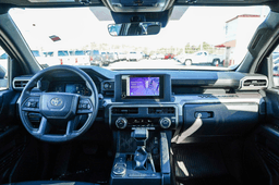 Toyota Tacoma 2WD SR5 Double Cab 5' Bed AT (Natl) 2026