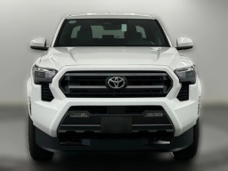 Toyota Tacoma 2WD SR5 Double Cab 5' Bed AT (Natl) 2026