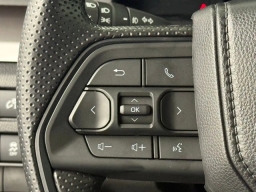 Toyota Tacoma 2WD SR5 Double Cab 5' Bed AT (Natl) 2026