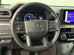 Toyota Tacoma 2WD SR5 Double Cab 5' Bed AT (Natl) 2026