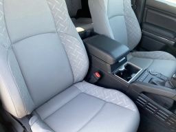 Toyota Tacoma 2WD SR5 Double Cab 6' Bed AT (Natl) 2026