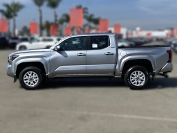 Toyota Tacoma 2WD SR5 Double Cab 6' Bed AT (Natl) 2026