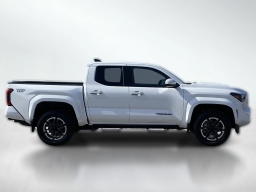 Toyota Tacoma 2WD TRD Sport Double Cab 6' Bed AT (Natl) 2026