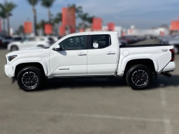 Toyota Tacoma 2WD TRD Sport Double Cab 6' Bed AT (Natl) 2026