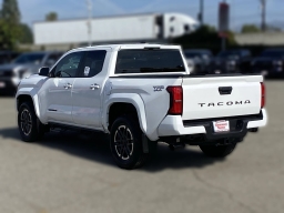 Toyota Tacoma 2WD TRD Sport Double Cab 6' Bed AT (Natl) 2026