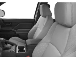 Toyota Tacoma 2WD SR5 Double Cab 5' Bed AT (Natl) 2026