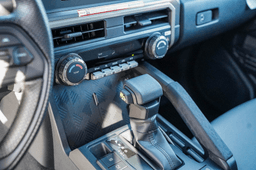 Toyota Tacoma 2WD SR5 Double Cab 5' Bed AT (Natl) 2026