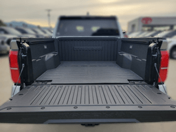 Toyota Tacoma 2WD SR5 Double Cab 6' Bed AT (Natl) 2026