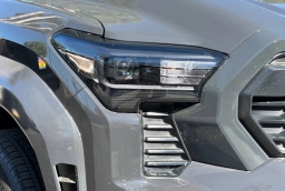 Toyota Tacoma 2WD TRD Sport Double Cab 5' Bed AT (Natl) 2026