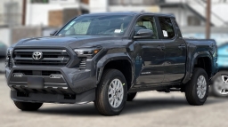 Toyota Tacoma 2WD SR5 Double Cab 5' Bed AT (Natl) 2026