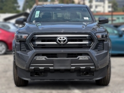 Toyota Tacoma 2WD SR5 Double Cab 5' Bed AT (Natl) 2026