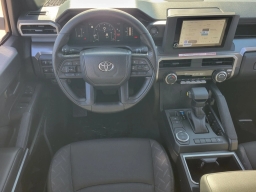 Toyota Tacoma 2WD SR5 Double Cab 6' Bed AT (Natl) 2026