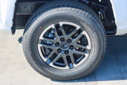 Toyota Tacoma 2WD TRD Sport Double Cab 5' Bed AT (Natl) 2026