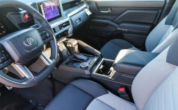 Toyota Tacoma 2WD TRD Sport Double Cab 5' Bed AT (Natl) 2026