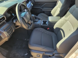 Toyota Tacoma 2WD SR5 Double Cab 6' Bed AT (Natl) 2026