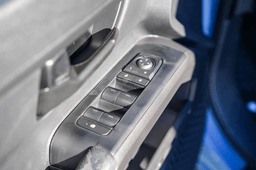 Toyota Tacoma 2WD SR5 Double Cab 5' Bed AT (Natl) 2026