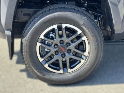 Toyota Tacoma 2WD TRD Sport Double Cab 6' Bed AT (Natl) 2026