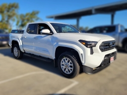 Toyota Tacoma 2WD SR5 Double Cab 6' Bed AT (Natl) 2026