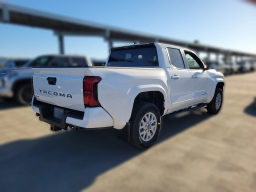 Toyota Tacoma 2WD SR5 Double Cab 6' Bed AT (Natl) 2026