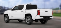 Toyota Tacoma 4WD SR5 Double Cab 5' Bed AT (Natl) 2026