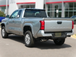 Toyota Tacoma 2WD SR5 XtraCab 6' Bed AT (Natl) 2025
