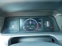 Toyota Tacoma 2WD SR5 XtraCab 6' Bed AT (Natl) 2025