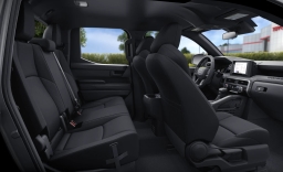 Toyota Tacoma 2WD SR Double Cab 5' Bed AT (Natl) 2026