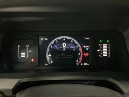 Toyota Tacoma 4WD SR5 Double Cab 5' Bed AT (Natl) 2026