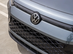 Volkswagen Tiguan SE R-Line Black 2.0T 4MOTION 2025