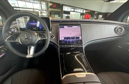 Mercedes-Benz EQE EQE 320 4MATIC SUV 2026