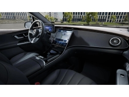 Mercedes-Benz EQE EQE 320+ SUV 2026